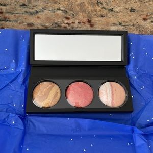 Smashbox planetary cheek palette